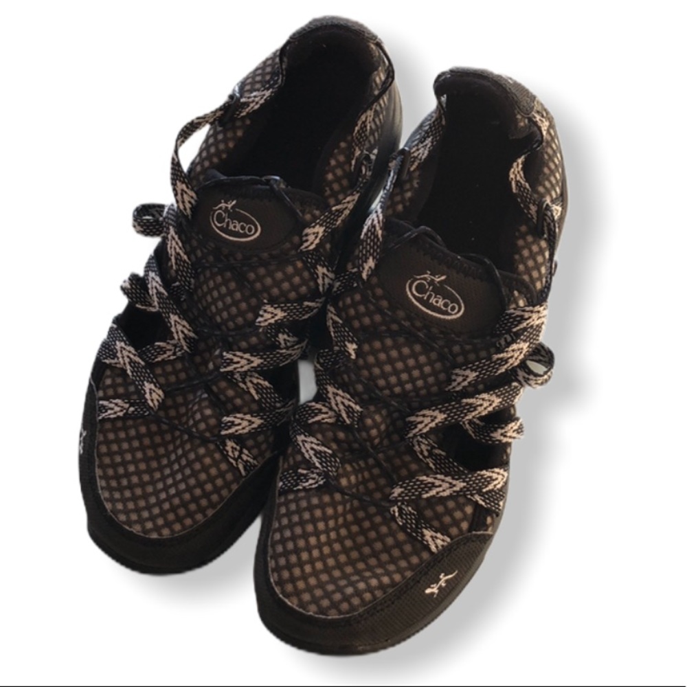 Chaco Women’s Hiking Trek Shoes Outcross EVO Black w/ Box | Worn 2x | Size 8